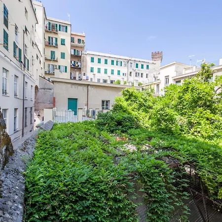 Bilocale Mascherona Genua